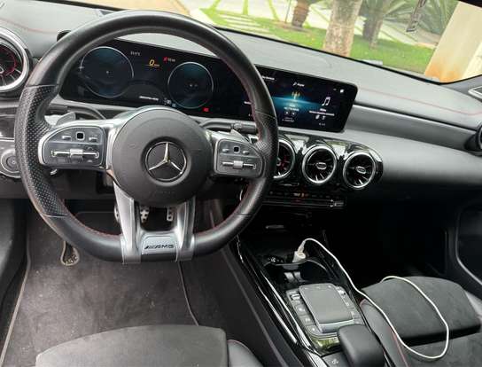 MERCEDES-BENZ-A 35 AMG-2020