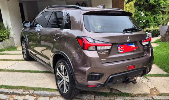MITSUBISHI-OUTLANDER SPORT-2021