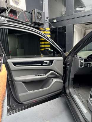 PORSCHE-CAYENNE-2018