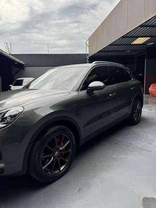PORSCHE-CAYENNE-2018