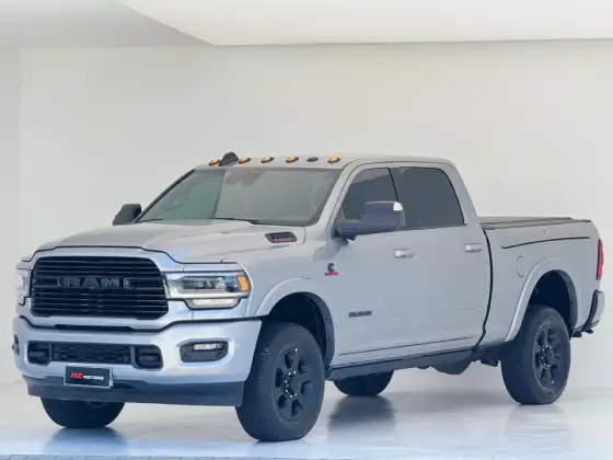 RAM 3500 6.7 I6 TURBO DIESEL LARAMIE NIGHT EDITION CD 4X4  AUTOMÁTICO