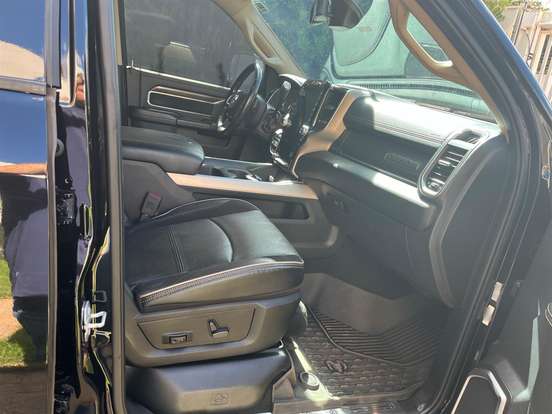 RAM-2500-6.7 I6 TURBO DIESEL LARAMIE CD 4X4 AUTOMÁTICO RAM-2500-2022