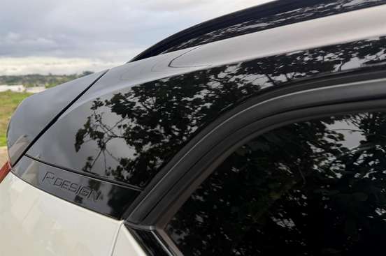 VOLVO-XC40-2018