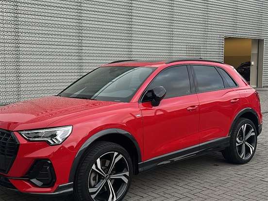AUDI-Q3-2.0 40 TFSI GASOLINA PERFORMANCE BLACK QUATTRO TIPTRONIC AUDI-Q3-2023