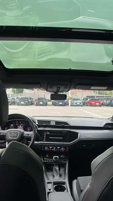 AUDI-Q3-2023