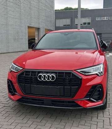AUDI-Q3-2023
