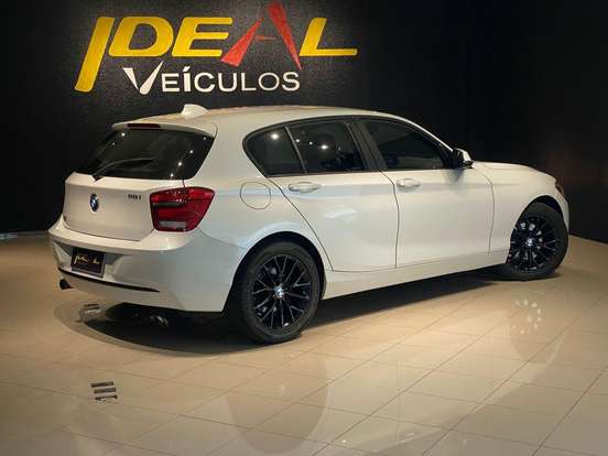 BMW-118i-1.6 SPORT GP 16V TURBO GASOLINA 4P AUTOMÁTICO BMW-118i-2012