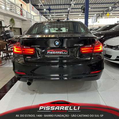 BMW-320i-2013