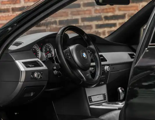 BMW-M5-2007