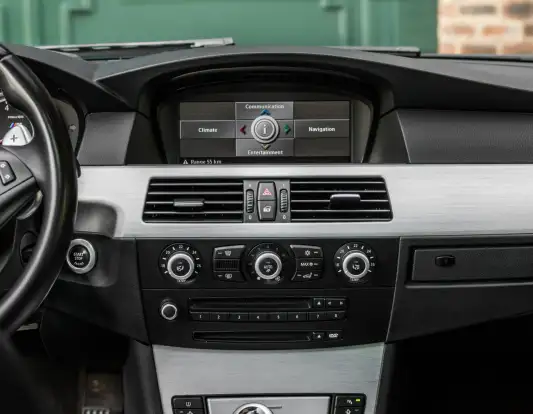 BMW-M5-2007