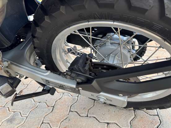 BMW-G 650 GS-2011