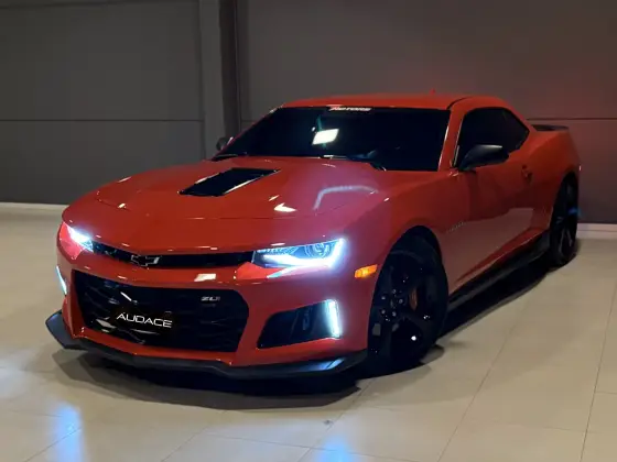 CHEVROLET CAMARO 6.2 V8 GASOLINA SS AUTOMÁTICO CHEVROLET CAMARO 6.2 V8 GASOLINA SS AUTOMÁTICO