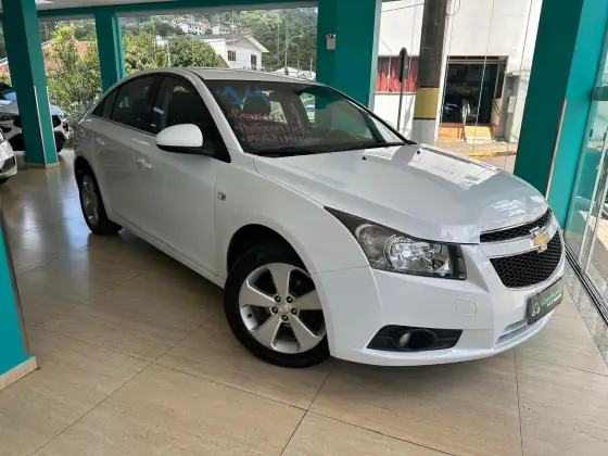 CHEVROLET CRUZE 1.8 LT SPORT6 16V FLEX 4P AUTOMÁTICO CHEVROLET CRUZE 1.8 LT SPORT6 16V FLEX 4P AUTOMÁTICO