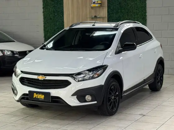 CHEVROLET ONIX 1.4 MPFI ACTIV 8V FLEX 4P MANUAL