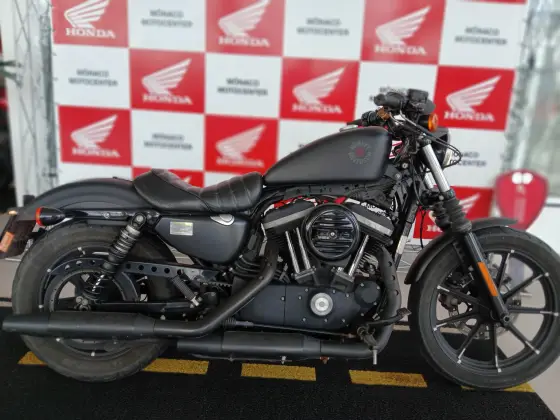 HARLEY-DAVIDSON SPORTSTER XL 883N IRON 