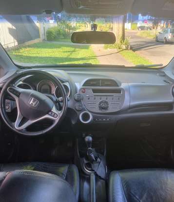 HONDA-FIT-2009