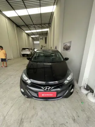 HYUNDAI HB20S 1.0 COMFORT PLUS 12V FLEX 4P MANUAL