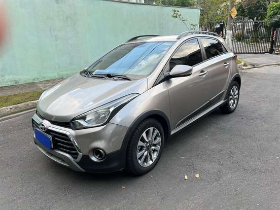 HYUNDAI-HB20X-1.6 16V STYLE FLEX 4P AUTOMÁTICO HYUNDAI-HB20X-2016