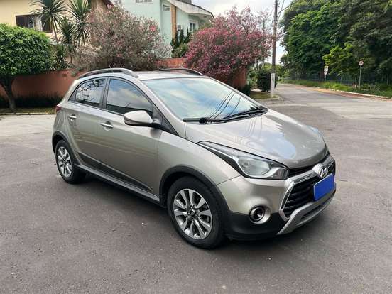 HYUNDAI-HB20X-1.6 16V STYLE FLEX 4P AUTOMÁTICO HYUNDAI-HB20X-2016