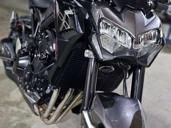 KAWASAKI-Z900 KAWASAKI-Z900-2023
