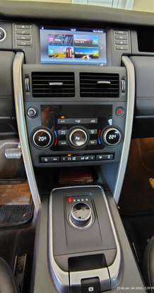LAND ROVER-DISCOVERY SPORT-2017