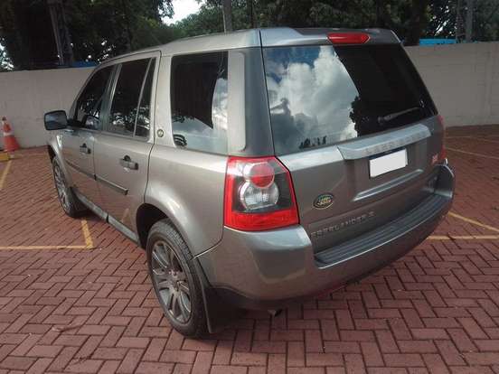 LAND ROVER-FREELANDER-3.2 SE 6 CILINDROS 24V GASOLINA 4P AUTOMÁTICO LAND ROVER-FREELANDER-2010