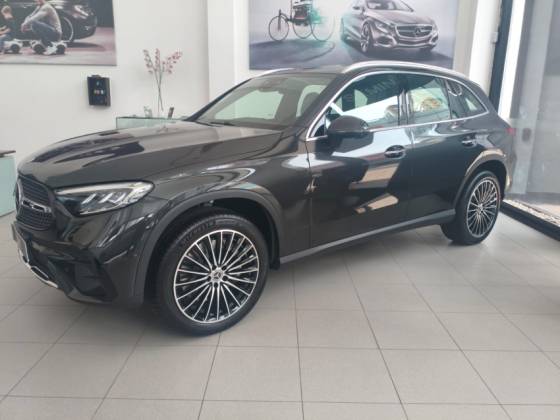 MERCEDES-BENZ GLC 300 2.0 MHEV AMG LINE 4MATIC 9G-TRONIC