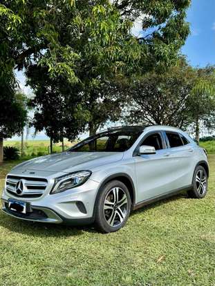 MERCEDES-BENZ-GLA 200-2014