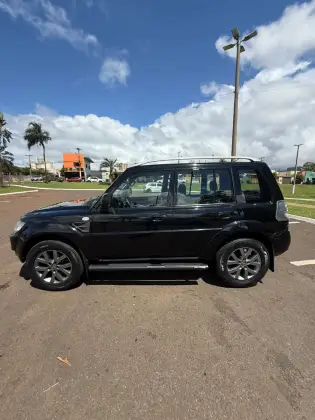 MITSUBISHI PAJERO TR4 2.0 4X2 16V 140CV FLEX 4P AUTOMÁTICO MITSUBISHI PAJERO TR4 2.0 4X2 16V 140CV FLEX 4P AUTOMÁTICO