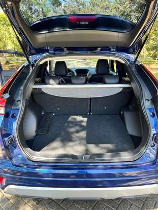 MITSUBISHI-ECLIPSE CROSS-2023