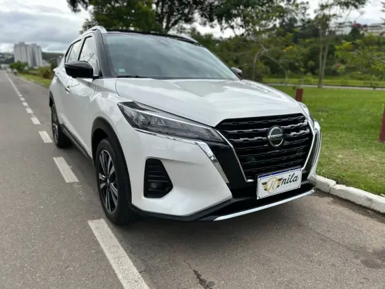 NISSAN KICKS 1.6 16V FLEXSTART EXCLUSIVE XTRONIC NISSAN KICKS 1.6 16V FLEXSTART EXCLUSIVE XTRONIC