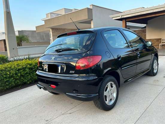PEUGEOT-206-1.6 FELINE 16V FLEX 4P AUTOMÁTICO PEUGEOT-206-2007