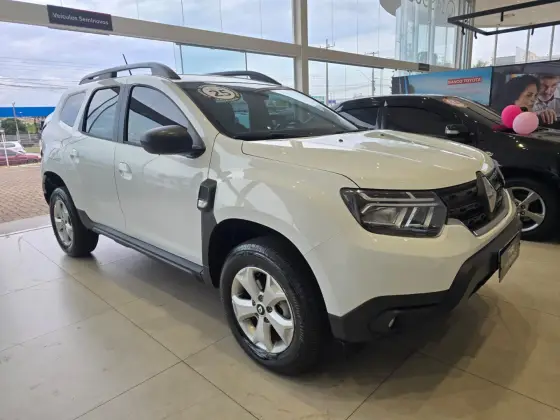 RENAULT DUSTER 1.6 16V SCE FLEX INTENSE PLUS MANUAL RENAULT DUSTER 1.6 16V SCE FLEX INTENSE PLUS MANUAL