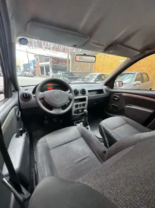 RENAULT-LOGAN-1.0 EXPRESSION 16V FLEX 4P MANUAL RENAULT-LOGAN-2007