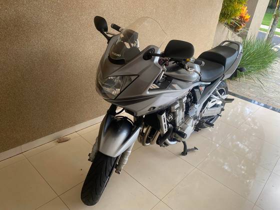 SUZUKI BANDIT 1250S 