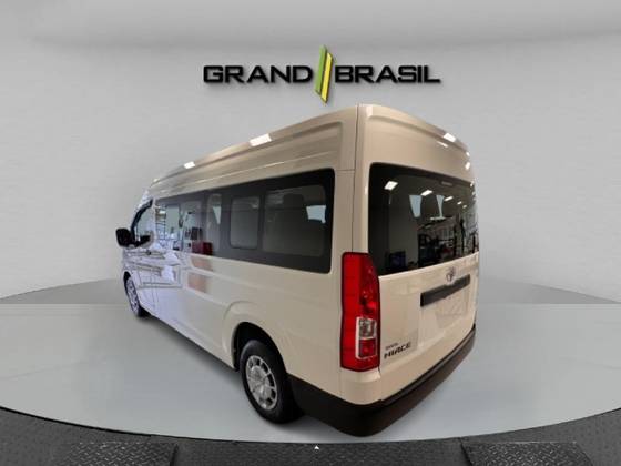 TOYOTA HIACE 2.8 D-4D TURBO DIESEL FURGÃO DX AUTOMÁTICO