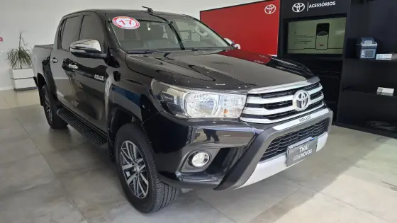 TOYOTA HILUX 2.8 SRV 4X4 CD 16V DIESEL 4P AUTOMÁTICO TOYOTA HILUX 2.8 SRV 4X4 CD 16V DIESEL 4P AUTOMÁTICO