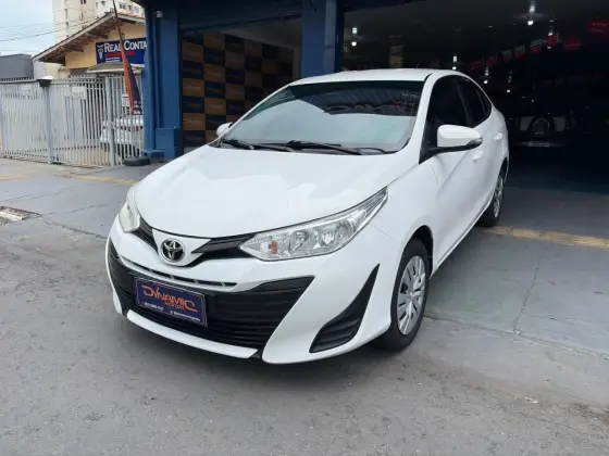 TOYOTA YARIS 1.5 16V FLEX SEDAN XL LIVE MULTIDRIVE TOYOTA YARIS 1.5 16V FLEX SEDAN XL LIVE MULTIDRIVE