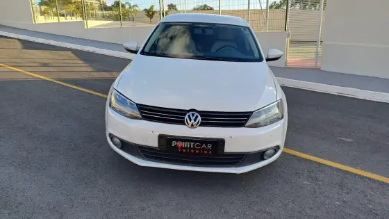 VOLKSWAGEN JETTA 2.0 COMFORTLINE FLEX 4P TIPTRONIC VOLKSWAGEN JETTA 2.0 COMFORTLINE FLEX 4P TIPTRONIC