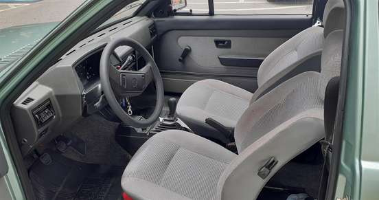 VOLKSWAGEN-GOL-1992