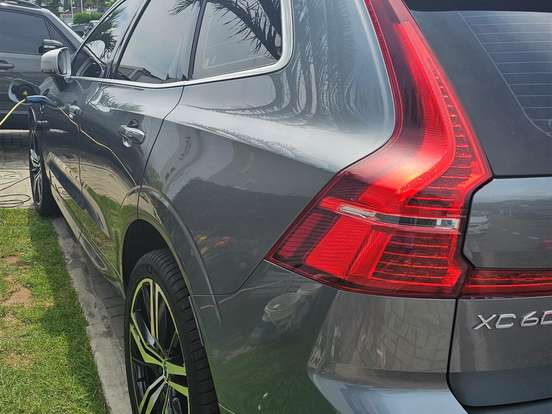 VOLVO-XC60-2.0 T8 HYBRID R-DESIGN AWD GEARTRONIC VOLVO-XC60-2018