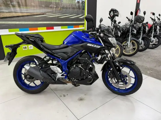 YAMAHA MT-03 ABS YAMAHA MT-03 ABS