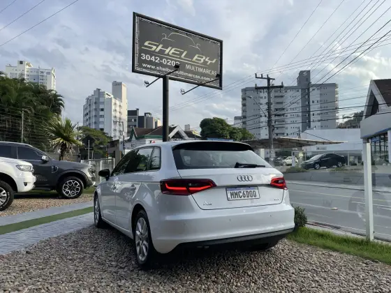 AUDI A3 1.4 TFSI ATTRACTION 16V GASOLINA 4P S-TRONIC