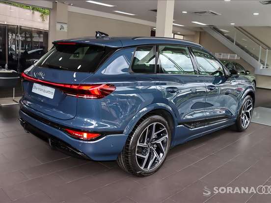 AUDI-Q6 E-TRON-100 KW ELÉTRICO PERFORMANCE BLACK QUATTRO AUDI-Q6 E-TRON-2024
