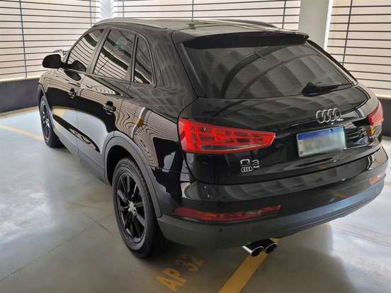 AUDI-Q3-2015