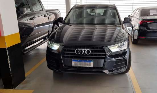 AUDI-Q3-2015