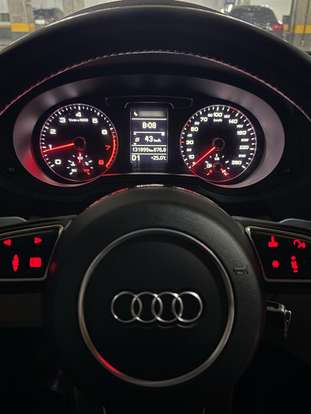 AUDI-Q3-2015