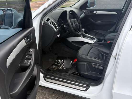 AUDI-Q5-2.0 TFSI AMBIENTE 16V 225CV GASOLINA 4P AUTOMÁTICO AUDI-Q5-2013