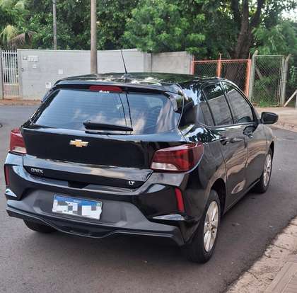 CHEVROLET-ONIX-2021