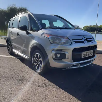 CITROËN AIRCROSS 1.6 EXCLUSIVE 16V FLEX 4P AUTOMÁTICO CITROËN AIRCROSS 1.6 EXCLUSIVE 16V FLEX 4P AUTOMÁTICO